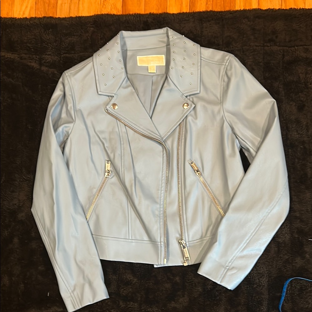 NEW NEVER WORN…MICHAEL KORS SIZE MEDIUM BABY BLUE W/SILVER STUDS